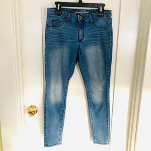 Mid-rise Jeans (Universal Thread)